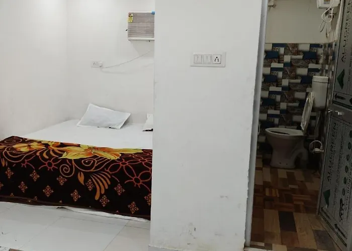 Hotel Janki Niwas - बाबा बैद्यनाथ मंदिर के निकट