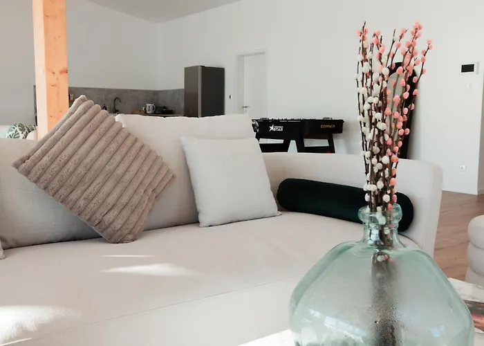 Hohenzollern Wellness Loft mit Panorama Sauna