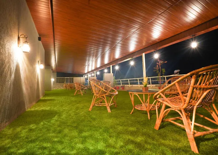 Sayaji Lodging