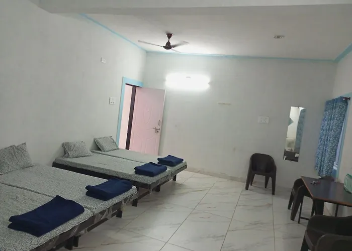 Dwarka Tourist Bungalow Only Family