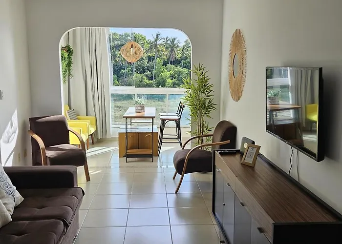 OPORTUNIDADE! Praia da Bacutia Peracanga, PISCINA, CHURRASQUEIRA, Ar condicionado e roupas de cama, 80m da melhor praia de Guarapari