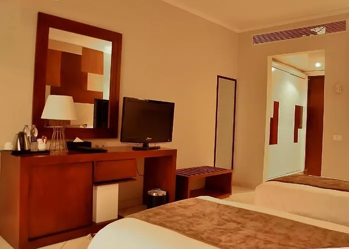 Swiss Heaven Sharming Inn Hotel-Couples & Families Only
