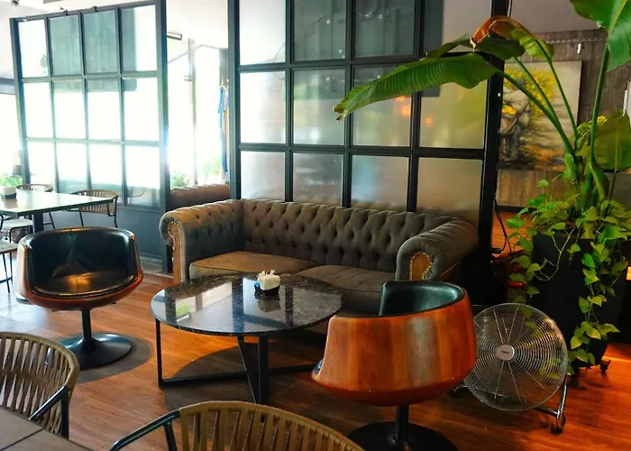 Garden Park Hotel