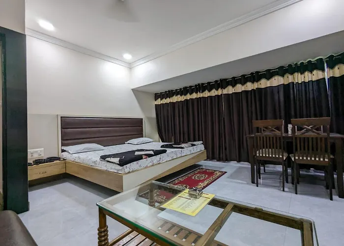 Hotel Shivneri