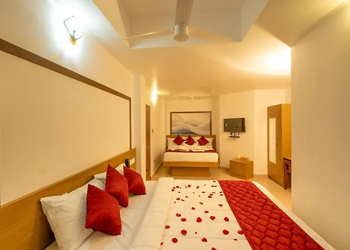 Hotel Eden Palace