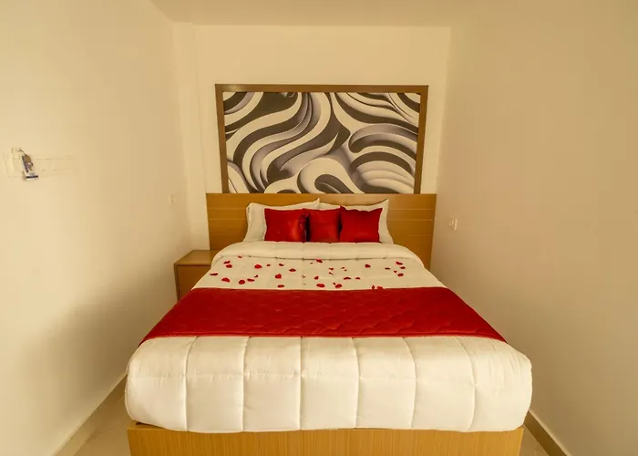 Hotel Eden Palace