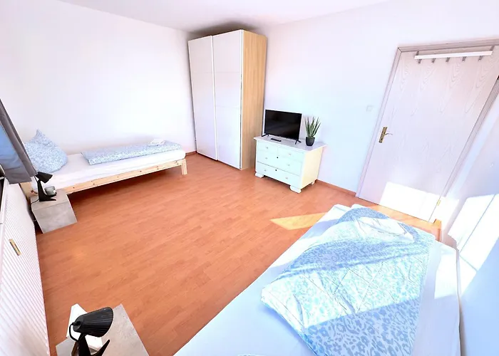 II Apartment 8 Personen - Monteurzimmer - Ferienwohnung - Dingolfing