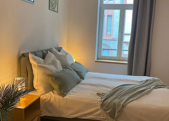 Stylish Oasis Central And Near Frankfurt And Airport