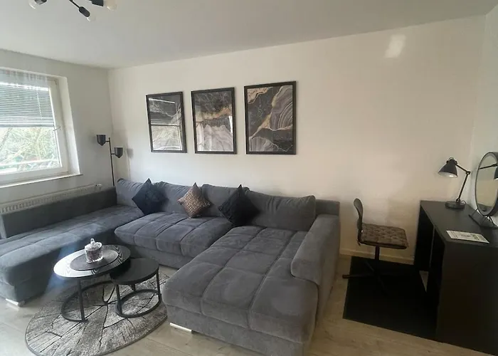 Gemütliche 2 Zimmer Wohnung nahe Köln am Hürth Park