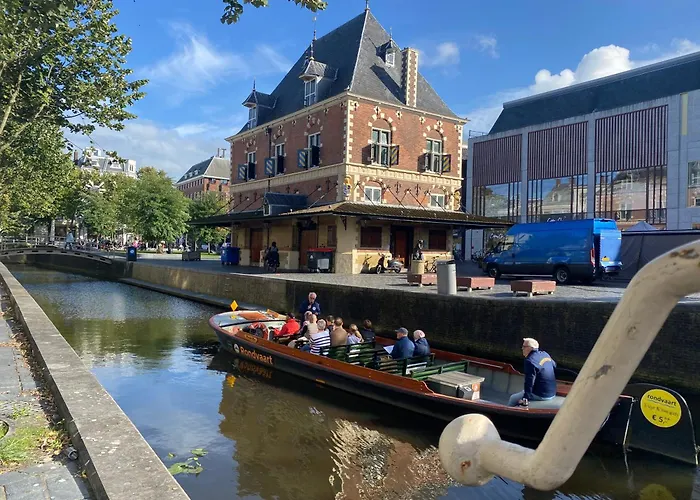 Vintage Appartement In Pakhuis Friesland In Centrum