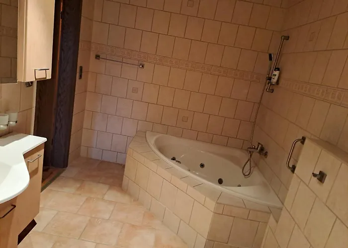 Geräumige 5 Zimmerwohnung