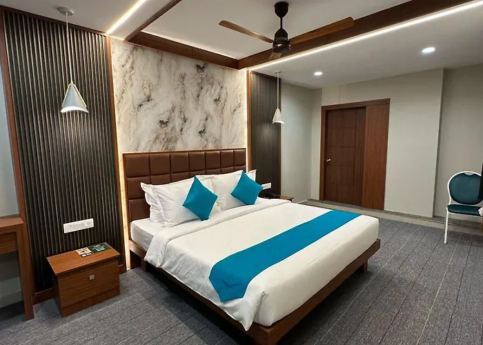 Nexstay Bloomax Residency