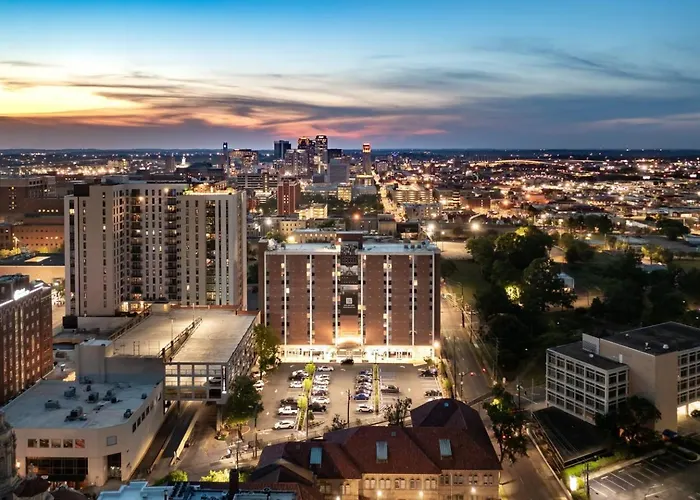 Downtown Stunning Views