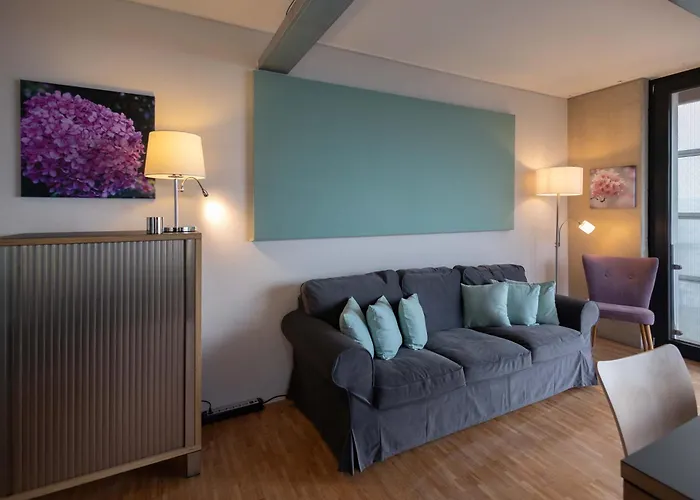 Apartment Wild Berry - Business-20 qm-ruhig-Parkplatz-Arbeitsplatz