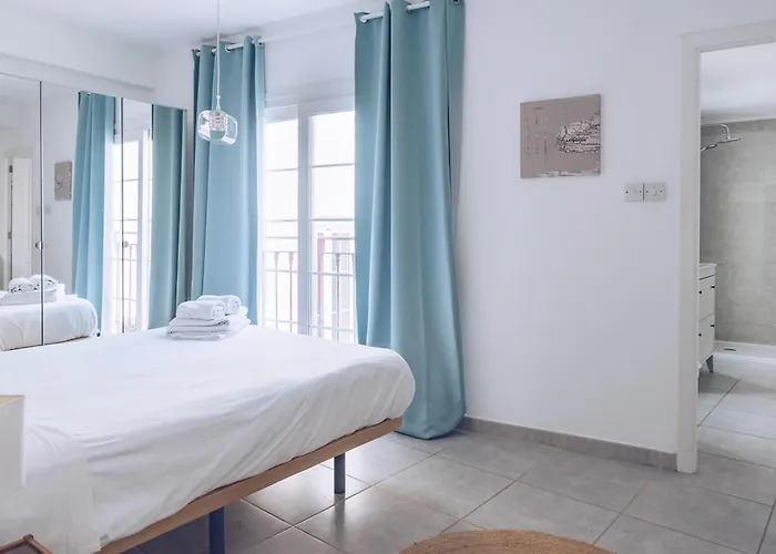 Bright And Lovely 1Br Penthouse In King Street