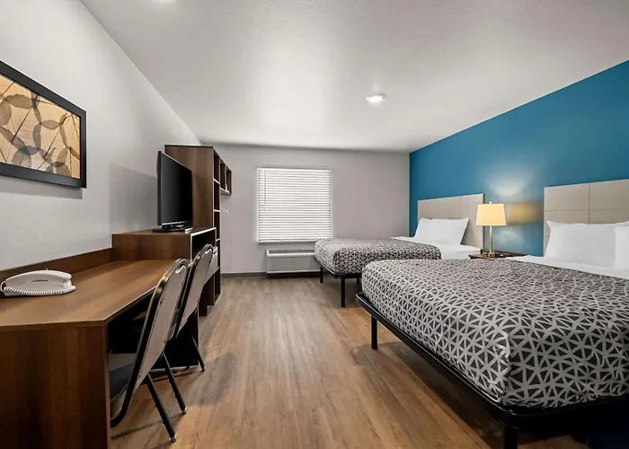 Woodspring Suites Loves Park - Rockford