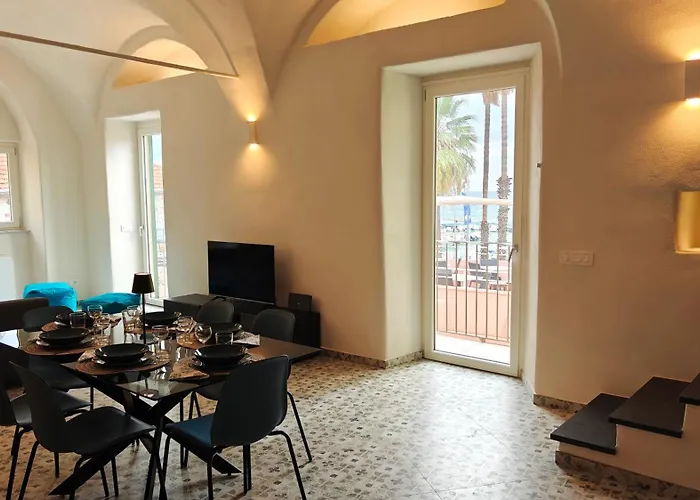 Appartamento Deluxe La Terrazza Sul Mare
