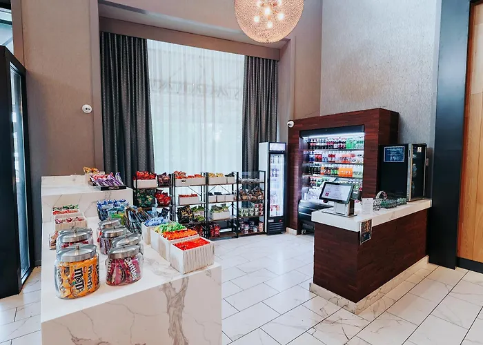 Doubletree Suites By Hilton Hotel & Conference Center Chicago-Downers Grove