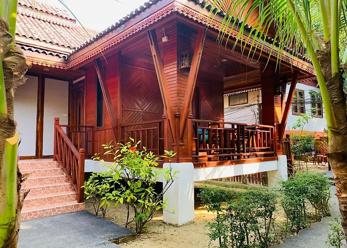 Sangsawan Palace Khaolak Resort