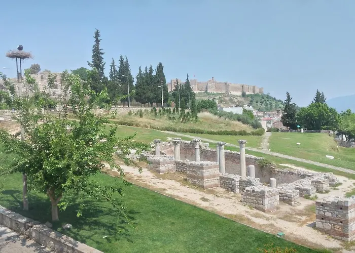 Ephesus Selcuk Castle View Suites