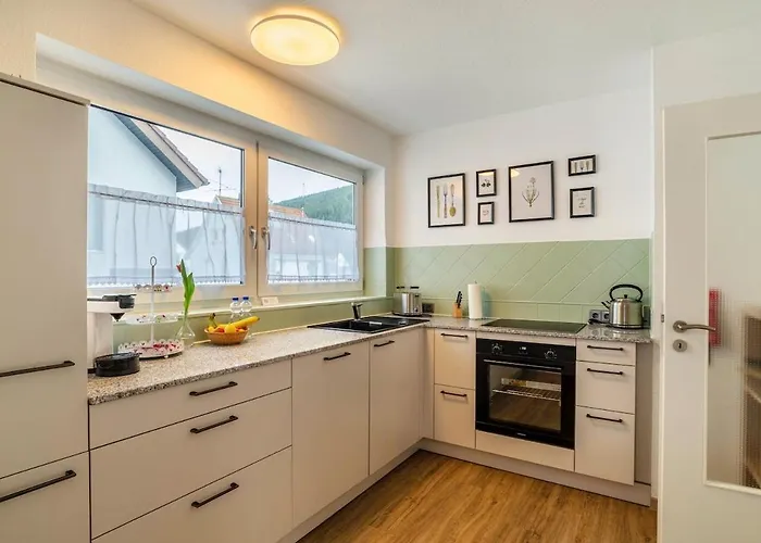 Ferienwohnung am Enzufer mit Balkon in Bad Wildbad im Schwarzwald