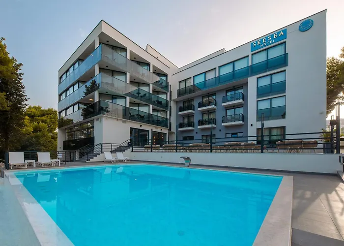 Seesea Hotel