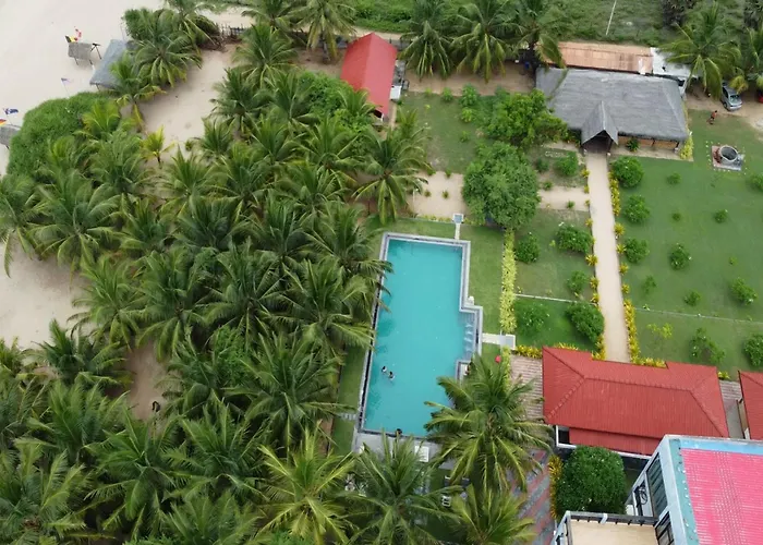 Nn Beach Resort Nilaveli