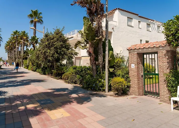 Moderno Apartamento Playa Laguna