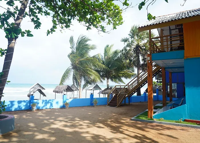 Golden Beach Hotel&Restaurant