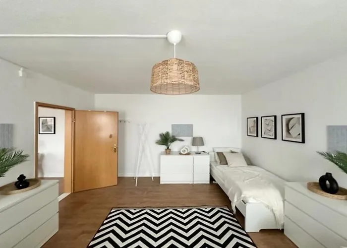 Arbio Monteurzimmer Tremmen Parking Included