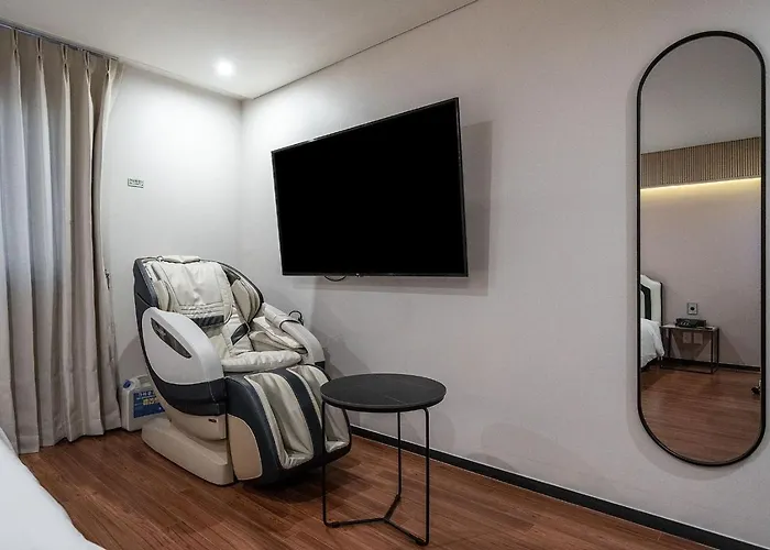 Hound Hotel Songtan