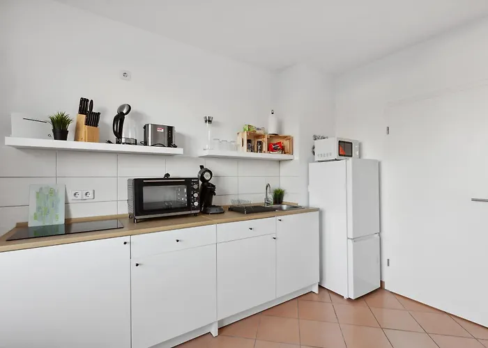 Larooms Merseburg - Apartment NP21 - 2 Zimmer - 4 Betten - Waschmaschine - Parkplatz - Balkon