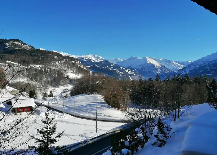 Gemütliche FeWo mit Sauna inmitten der Berge