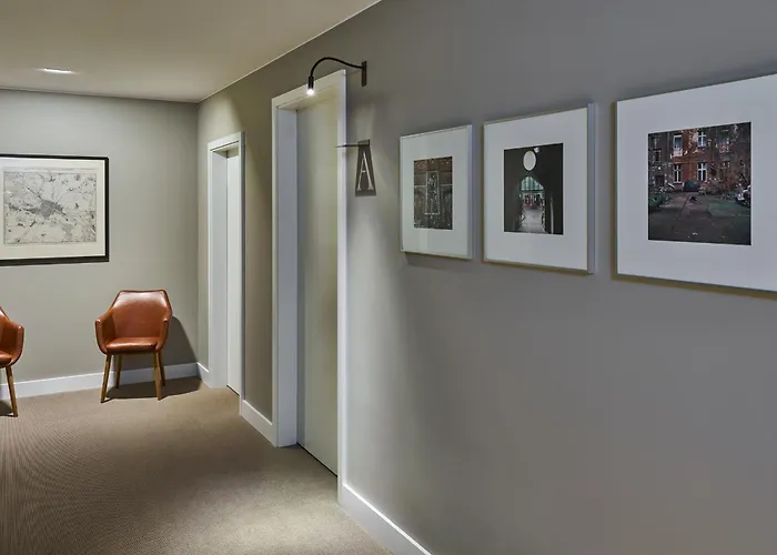 Hotel 38