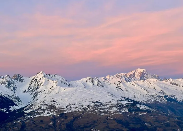 Appartement 4 Personnes Dans Le Mythique Paquebot Des Neiges A La Plagne