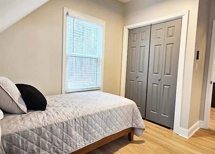 The Guesthouse At Pine Forest Hideaway - Near Jordan Lake & 12 Minutes To Unc
