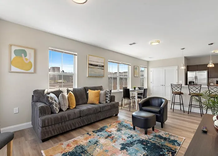 City Views 1Br Free-Parking- Easy Nyc Access