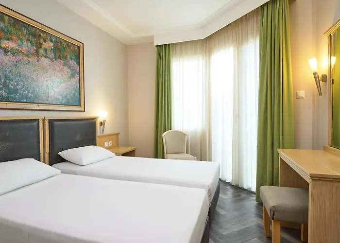 Iris Hotel