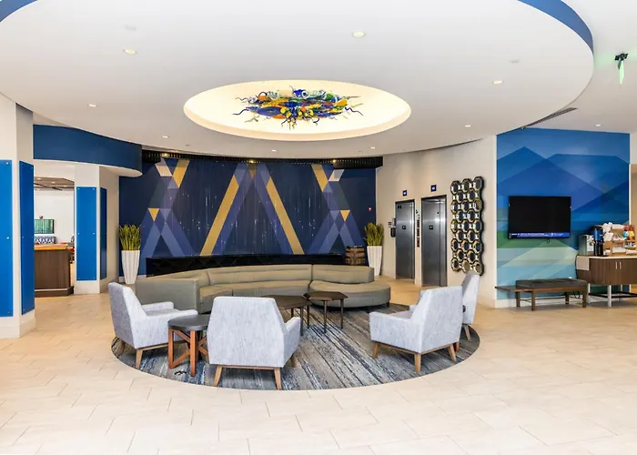 Holiday Inn Express & Suites Downtown Louisville By Ihg
