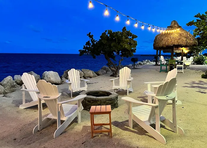 Villa Valbuena Gem Key Largo 2 Kings Marina Pickleball Tennis 3 Pools Remodeled 2025