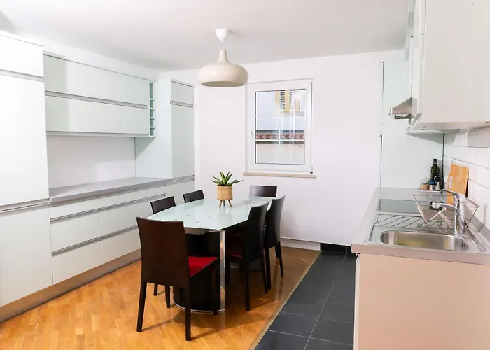 Porthouse Apartments