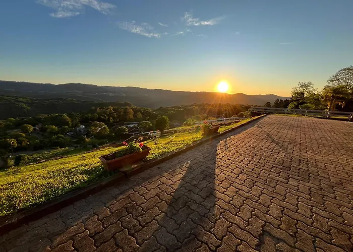 Residencial Encantos Linha Bonita - Vista que acalma, ambiente que encanta!