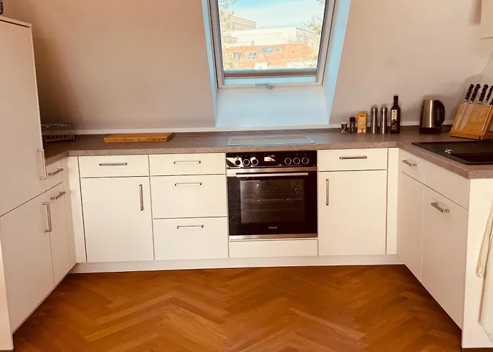 Helle Dachgeschoßwohnung am Weinberg-Campus