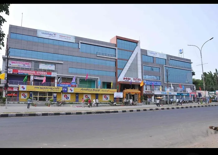 Hotel Vaishnavi Grand