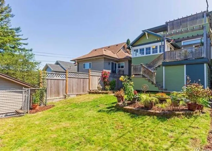 Seattle Escape Queen Anne W Private Deck
