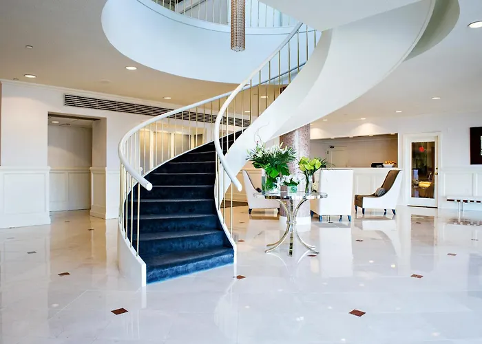 Oyster Point Hotel Red Bank