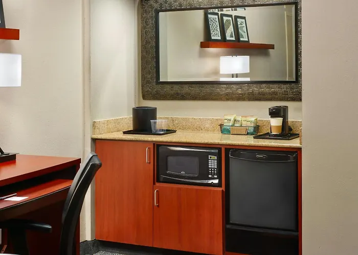 Courtyard By Marriott Baton Rouge Acadian Centre/Lsu Area