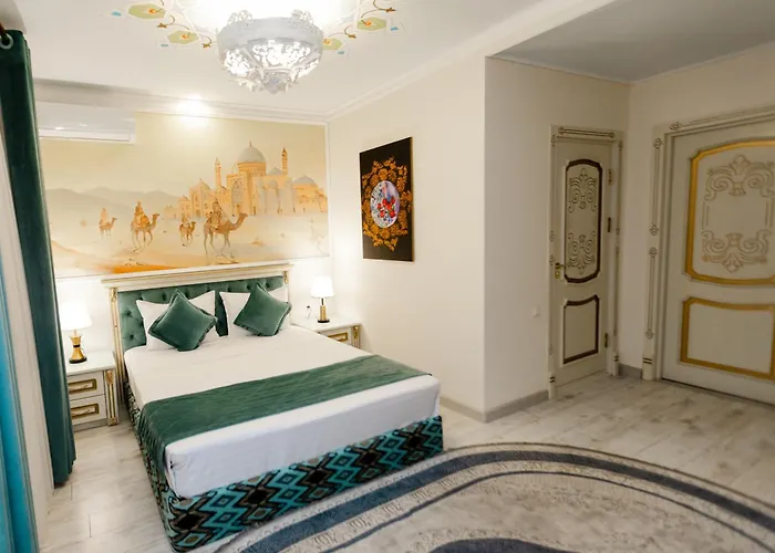 Gur Emir Palace Boutique Hotel
