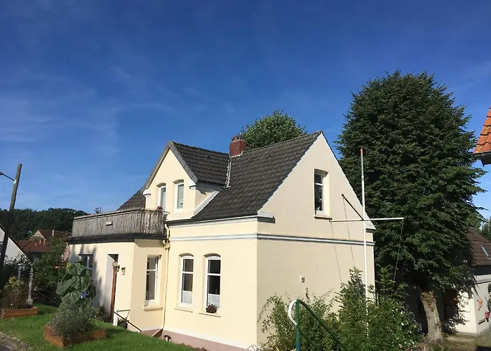 Lindas Strandkörbchen, OG mit Balkon