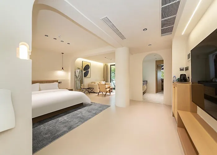 Hanpian Xingye Private Hot Spring Hotel